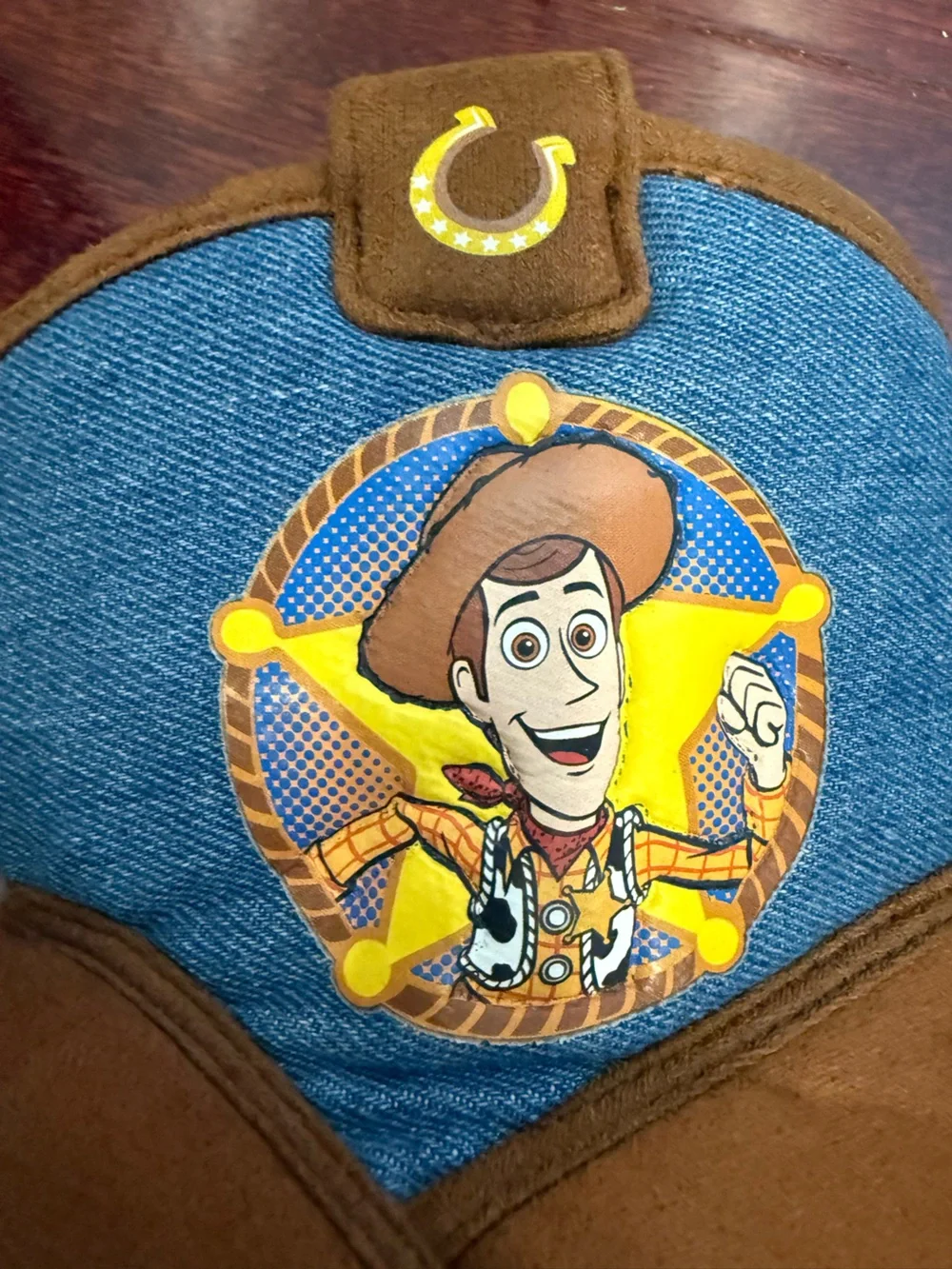 Disney like new